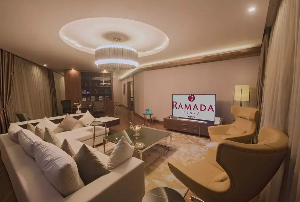 hotel ramada plaza konya_shabavizparvaz_13.jpg